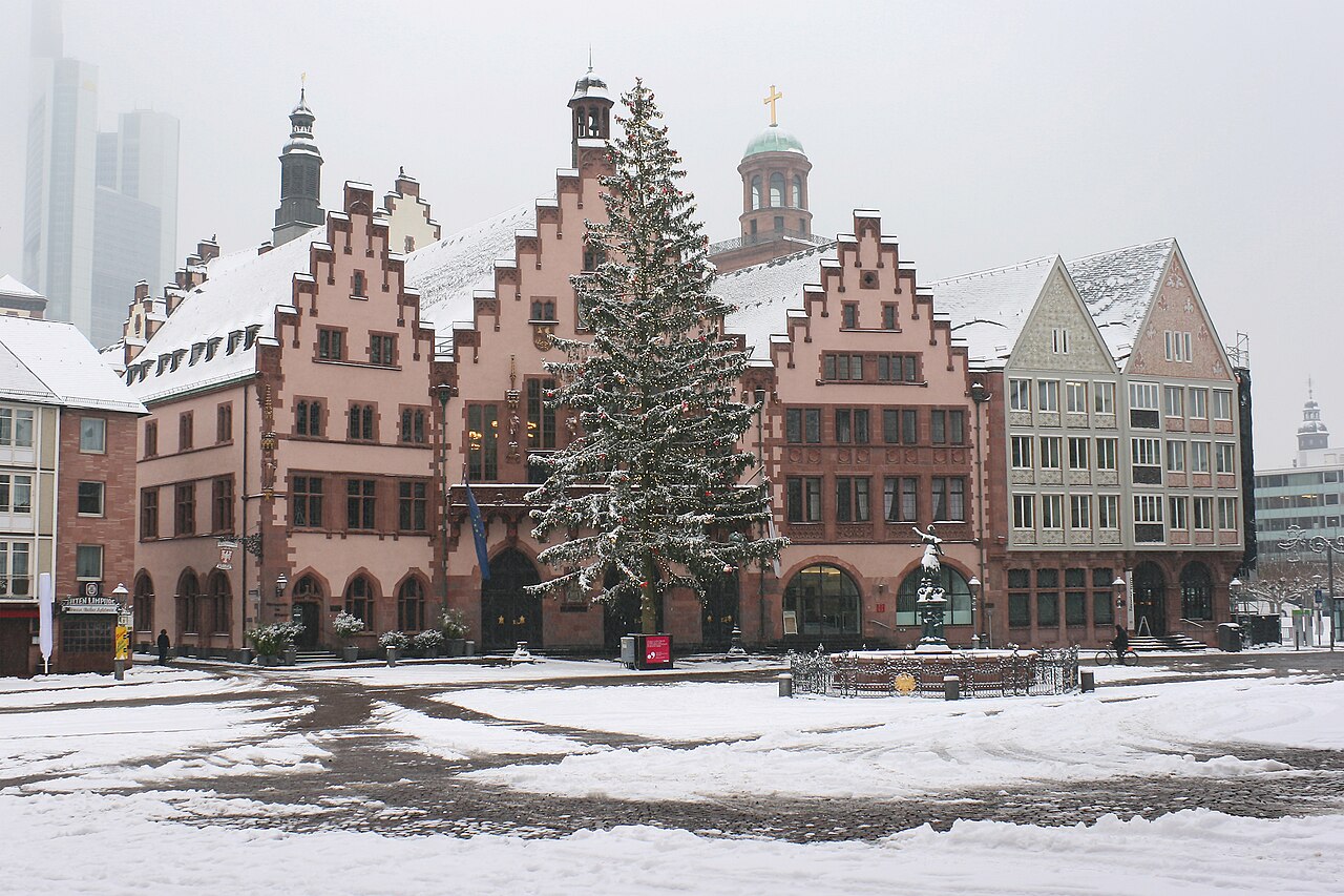 Vuelos baratos Madrid Frankfurt: el casco antiguo de Frankfurt al llegar desde Madrid