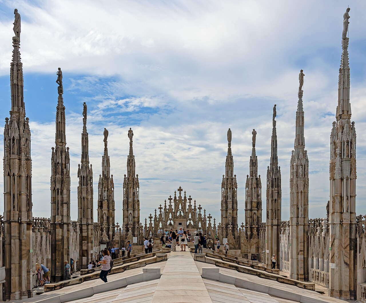 Cheap flights Malaga to Milan: Milan Cathedral at sunset